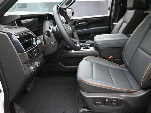 New 2026 GMC Yukon XL AT4 w/ AT4 Premium Plus Package image 20