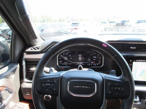 Used 2024 GMC Sierra 1500 Denali Ultimate AWD/4WD image 39