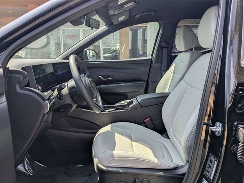 Used 2025 Hyundai Santa Cruz SEL AWD/4WD image 18