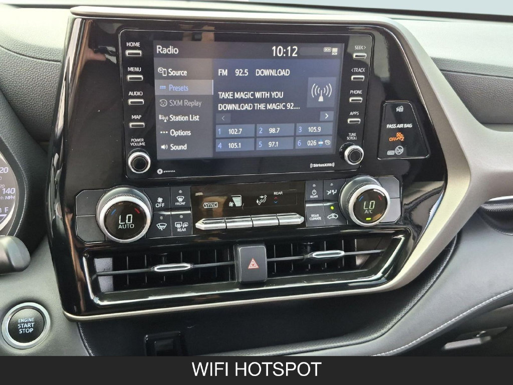Used 2021 Toyota Highlander L FWD image 25