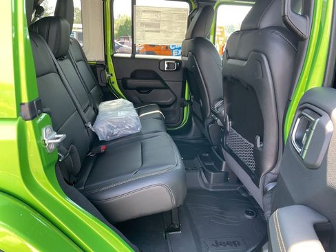 New 2025 Jeep Wrangler Unlimited Rubicon 392 image 20