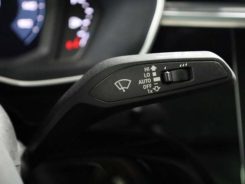 Used 2023 Audi Q3 2.0T Premium Plus w/ Premium Plus Package image 27