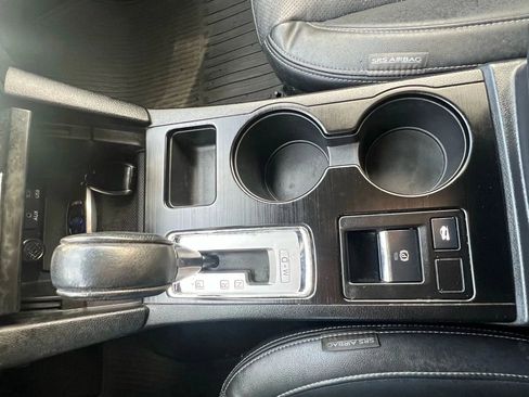 Used 2016 Subaru Legacy 2.5i Limited image 19