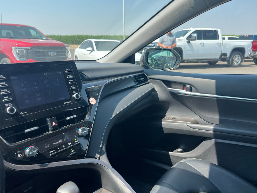 Used 2024 Toyota Camry SE FWD image 13