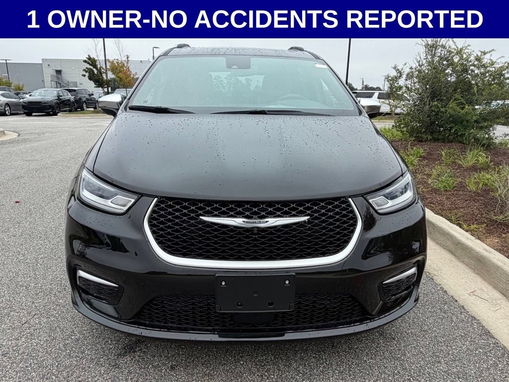 Used 2024 Chrysler Pacifica Pinnacle FWD image 8