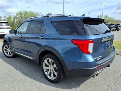 Used 2020 Ford Explorer Platinum w/ Premium Technology Package AWD/4WD image 17