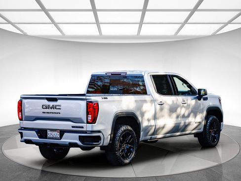Used 2020 GMC Sierra 1500 Elevation w/ Elevation Value Package image 4