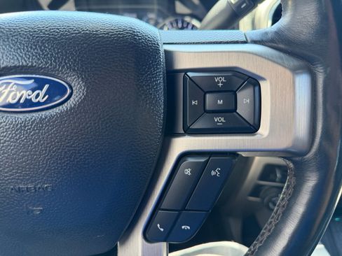 Certified 2022 Ford F450 Platinum AWD/4WD image 19