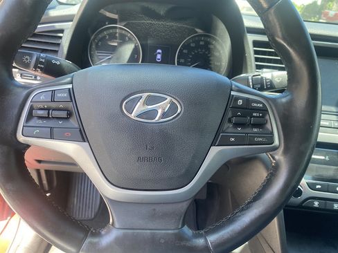 Used 2017 Hyundai Elantra Value Edition FWD image 18