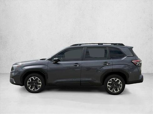 Used 2025 Subaru Forester AWD/4WD image 11