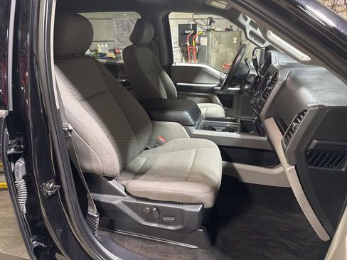 Used 2019 Ford F150 XLT w/ Equipment Group 302A Luxury image 10