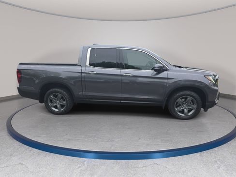 Used 2023 Honda Ridgeline RTL-E image 4