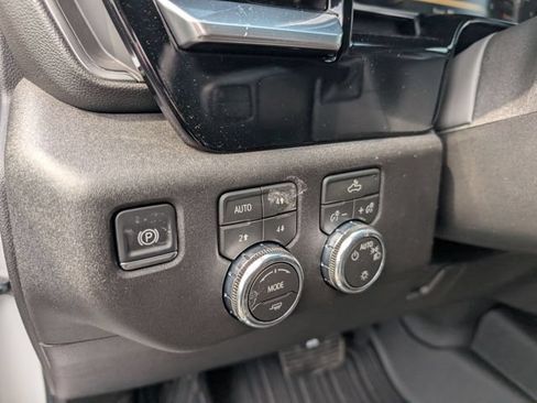 New 2026 GMC Sierra 1500 SLE AWD/4WD image 18