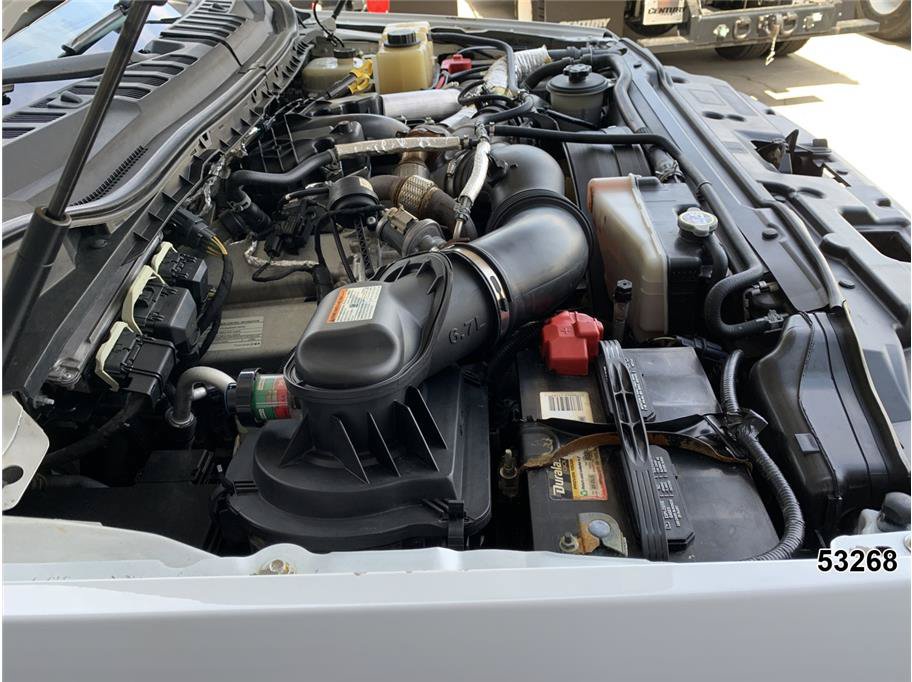 Used 2018 Ford F550 2WD Crew Cab Super Duty image 14