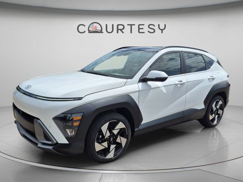 New 2026 Hyundai Kona Limited FWD image 1