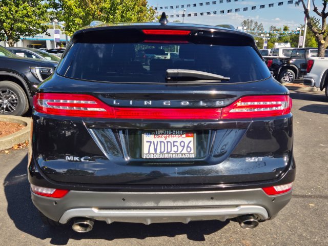 Used 2017 Lincoln MKC Select w/ Select Plus Package FWD image 5