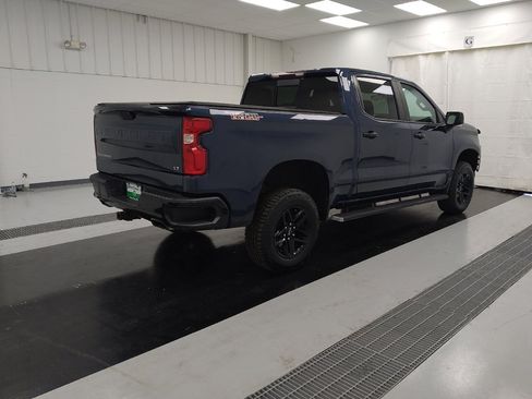 Used 2020 Chevrolet Silverado 1500 LT Trail Boss image 9