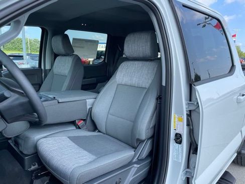 New 2026 Ford F250 XLT w/ XLT Premium Package AWD/4WD image 32