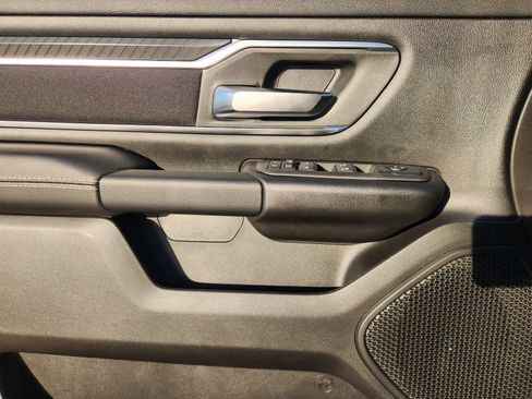 New 2026 RAM 1500 4x4 Crew Cab image 19