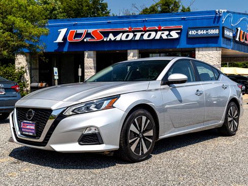 Used 2022 Nissan Altima 2.5 SV image 2