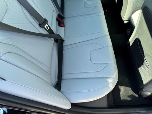 New 2026 Hyundai Elantra Limited image 18