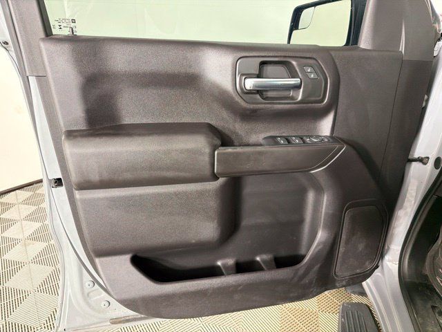 Used 2024 Chevrolet Silverado 1500 Custom Trail Boss AWD/4WD image 23