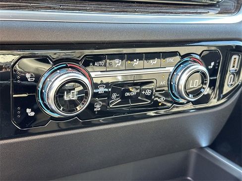 New 2026 GMC Sierra 1500 Elevation w/ LPO, Elevation Black Package image 12