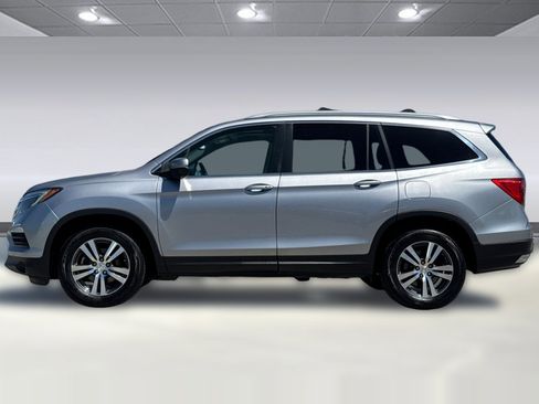 Used 2017 Honda Pilot EX-L image 2