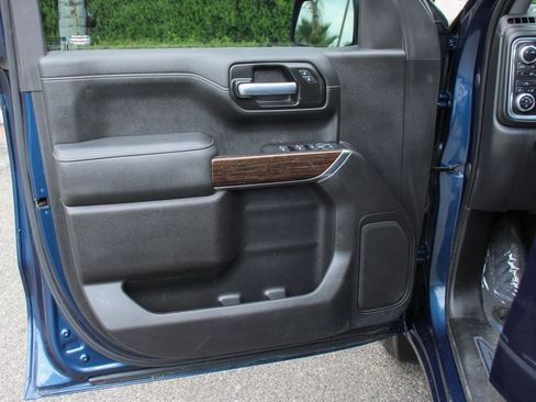 Used 2021 GMC Sierra 1500 SLE w/ Driver Alert Package I image 14