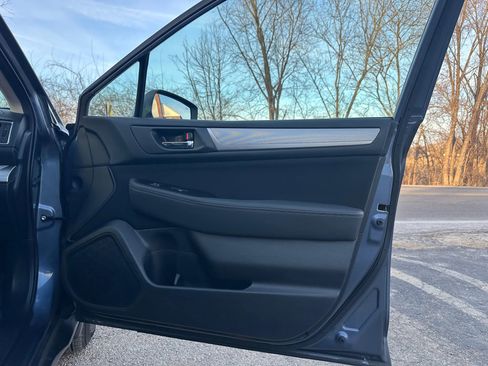 Used 2015 Subaru Outback 2.5i Premium image 19