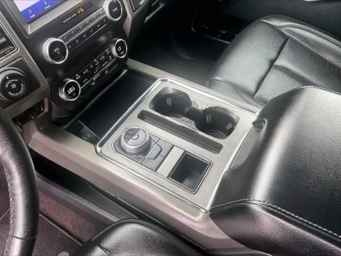 Used 2020 Ford Expedition XLT RWD image 15