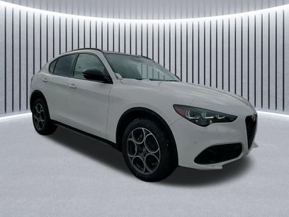 New 2025 Alfa Romeo Stelvio Sprint