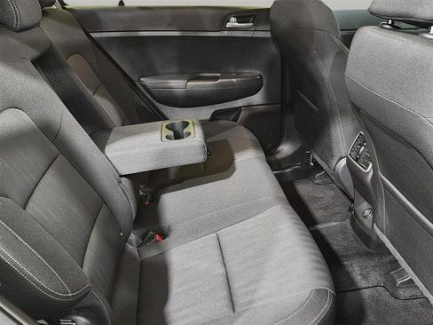 Used 2020 Kia Sportage LX AWD/4WD image 25