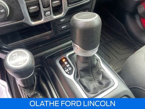 Used 2020 Jeep Gladiator Sport w/ Quick Order Package 24S AWD/4WD image 19