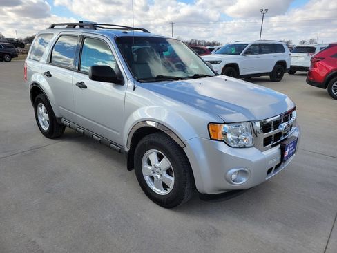 Used 2012 Ford Escape XLT image 7