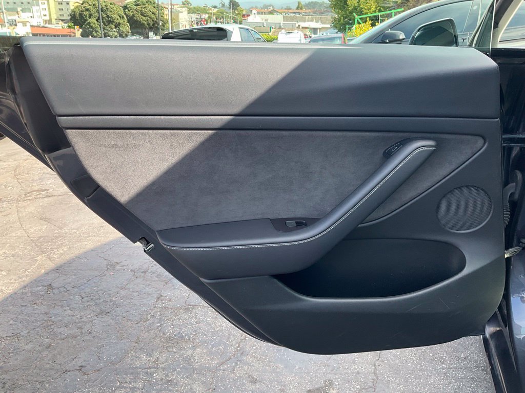 Used 2023 Tesla Model 3 Standard Range RWD image 46