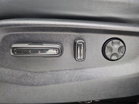 Certified 2023 Honda Odyssey Touring image 47