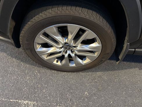 Certified 2025 Toyota RAV4 XLE Premium FWD image 7