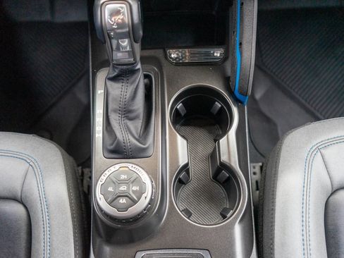 Used 2022 Ford Bronco Black Diamond image 25