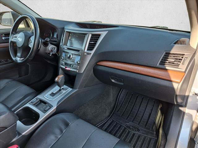Used 2014 Subaru Outback 3.6R Limited AWD/4WD image 23