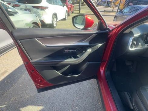 Used 2024 MAZDA CX-90 3.3 Turbo w/ Preferred Plus image 9