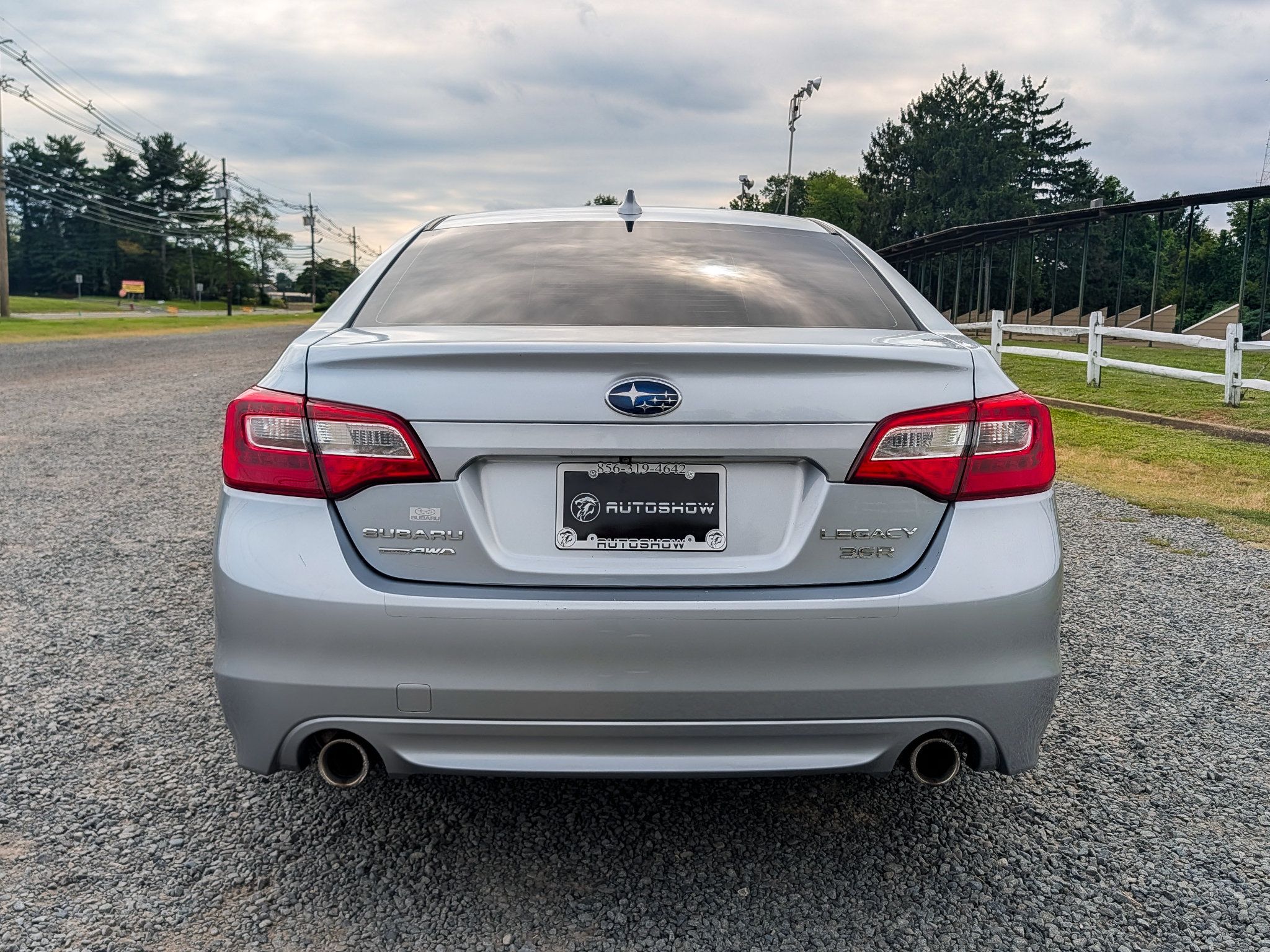 Used 2016 Subaru Legacy 3.6R Limited w/ Popular Package #4 AWD/4WD image 6