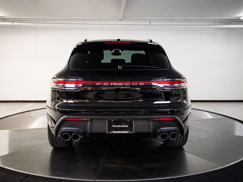 Certified 2026 Porsche Macan AWD/4WD image 6