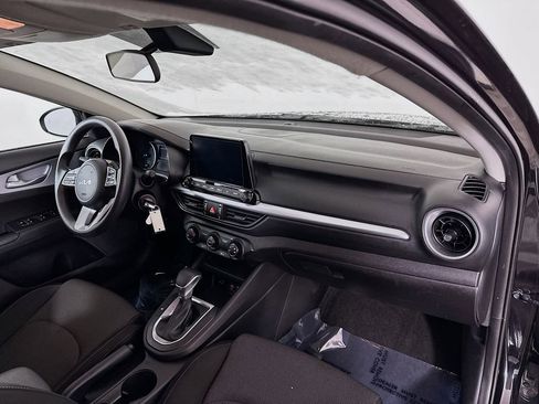 Used 2023 Kia Forte LXS w/ LXS Technology Package image 33