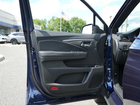 Used 2021 Honda Passport EX-L image 16