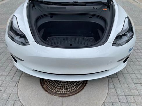 Used 2023 Tesla Model 3 Standard Range image 34