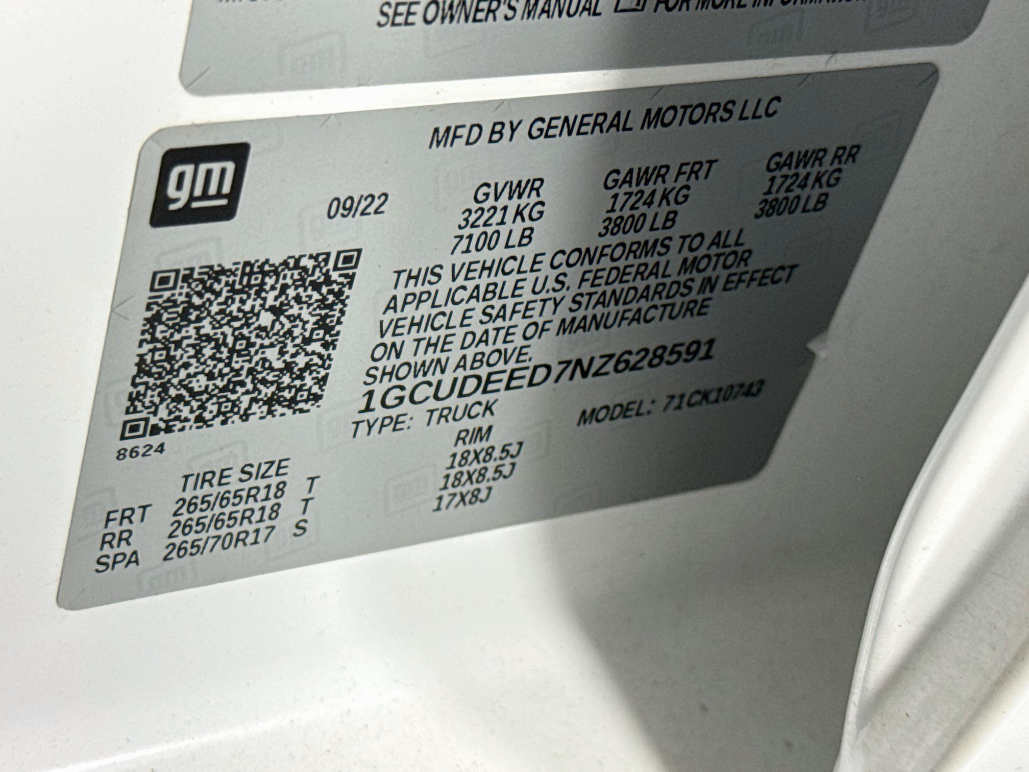 Certified 2022 Chevrolet Silverado 1500 RST AWD/4WD image 32
