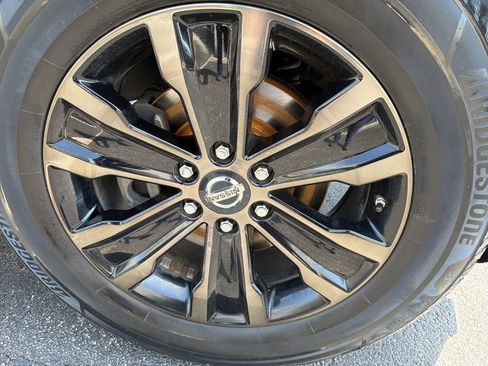 Used 2020 Nissan Armada Platinum w/ Captain's Chairs Package image 8