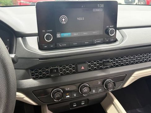 Used 2023 Honda Accord LX image 23