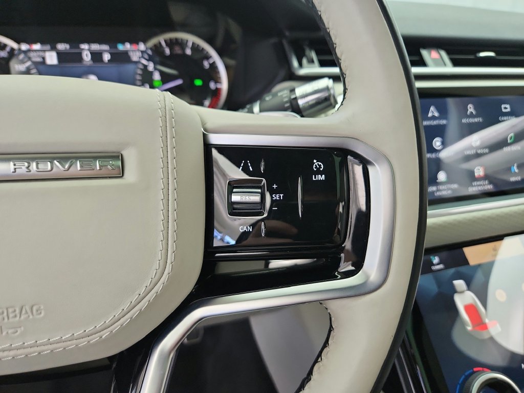 Used 2022 Land Rover Range Rover Velar R-Dynamic S AWD/4WD image 26